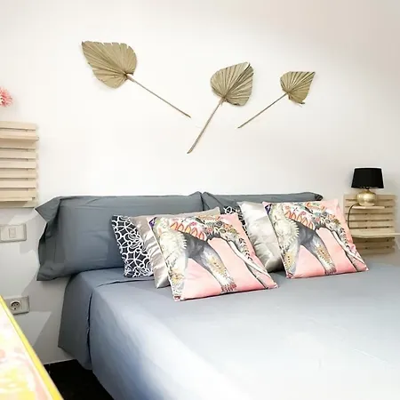 Apartment Apartachic Central By Babiniliving