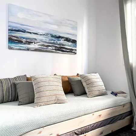 Apartment Apartachic Central By Babiniliving *